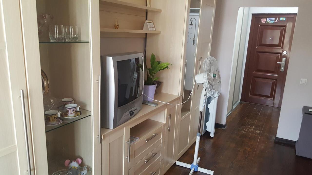 Абазинская 35 Sukhumi Exterior foto